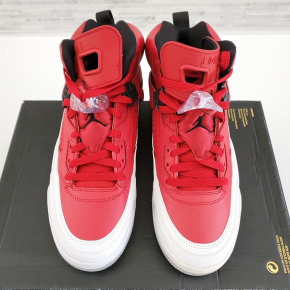 New JORDAN  Spizike Gym Red Sneakers - Picture 5 of 7